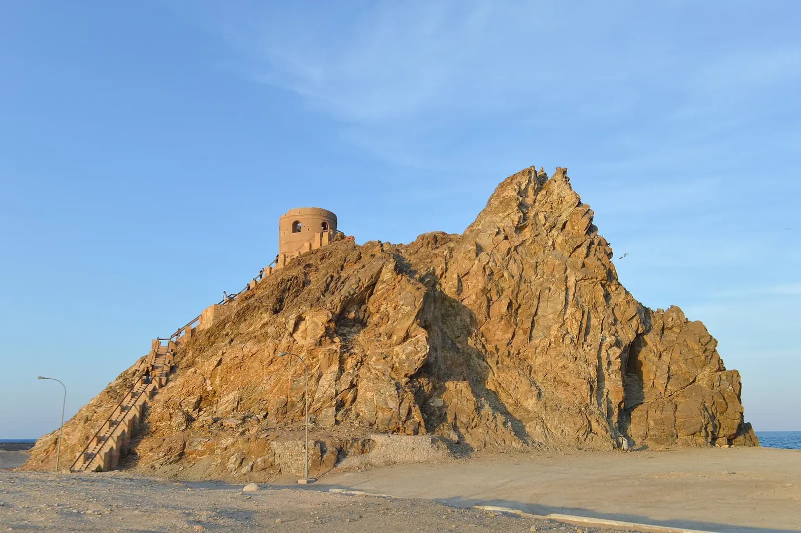 Küste und Berge bei Muscat, Oman