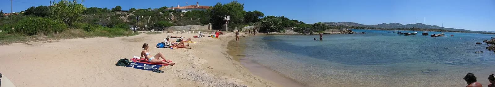Türkise Bucht auf Sardinien