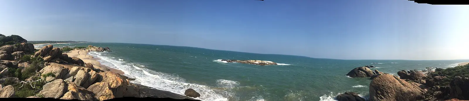 Palmenstrand an der Südküste Sri Lankas